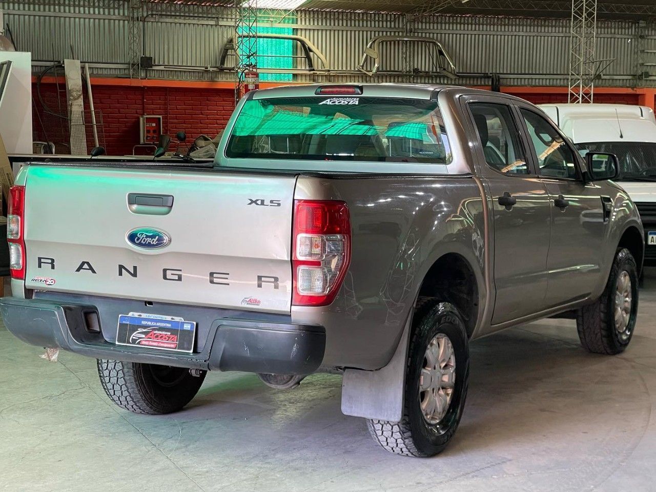 Ford Ranger Usada en San Juan, deRuedas