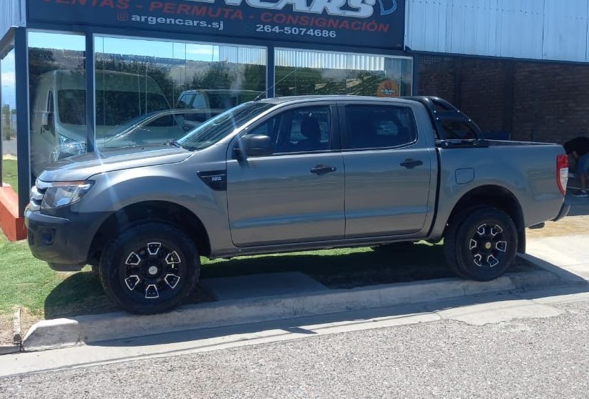 Ford Ranger Usada en San Juan, deRuedas