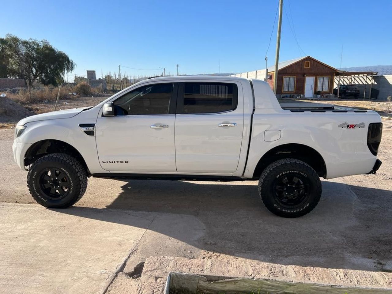 Ford Ranger Usada en San Juan, deRuedas