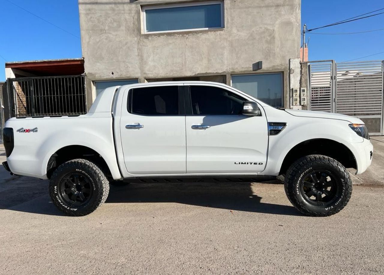 Ford Ranger Usada en San Juan, deRuedas