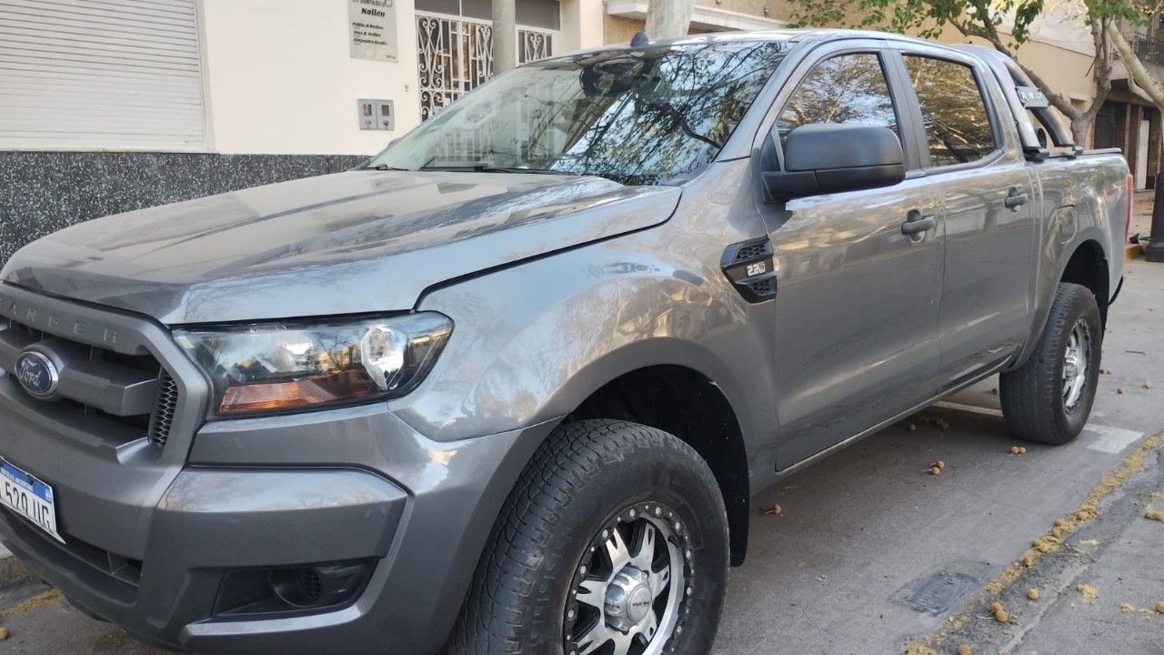 Ford Ranger Usada en San Juan, deRuedas