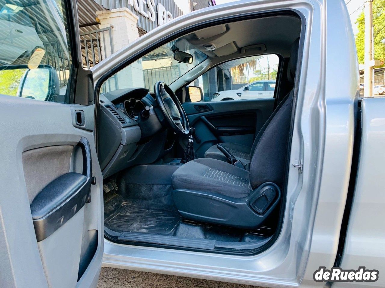 Ford Ranger Usada en Córdoba, deRuedas