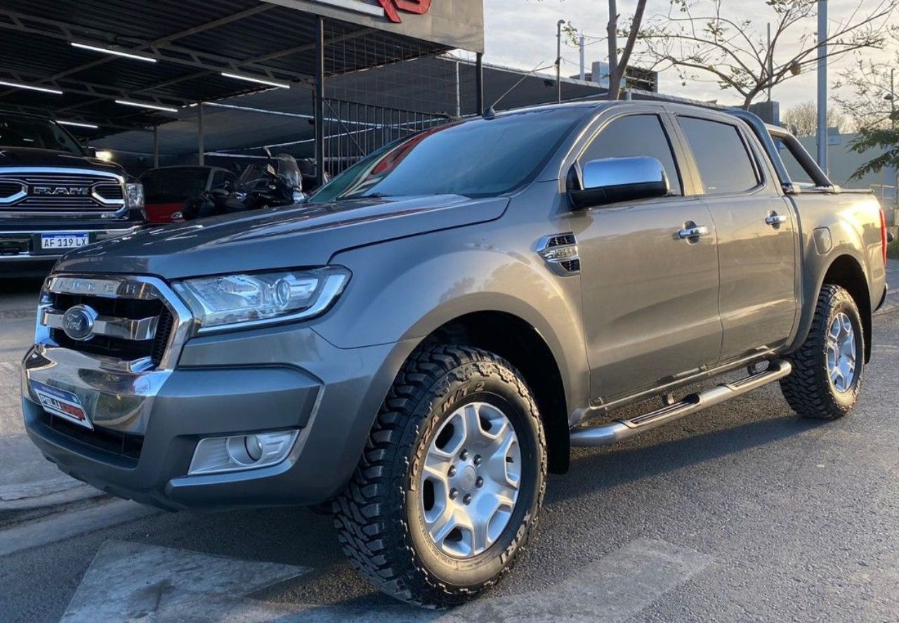 Ford Ranger Usada en San Juan, deRuedas