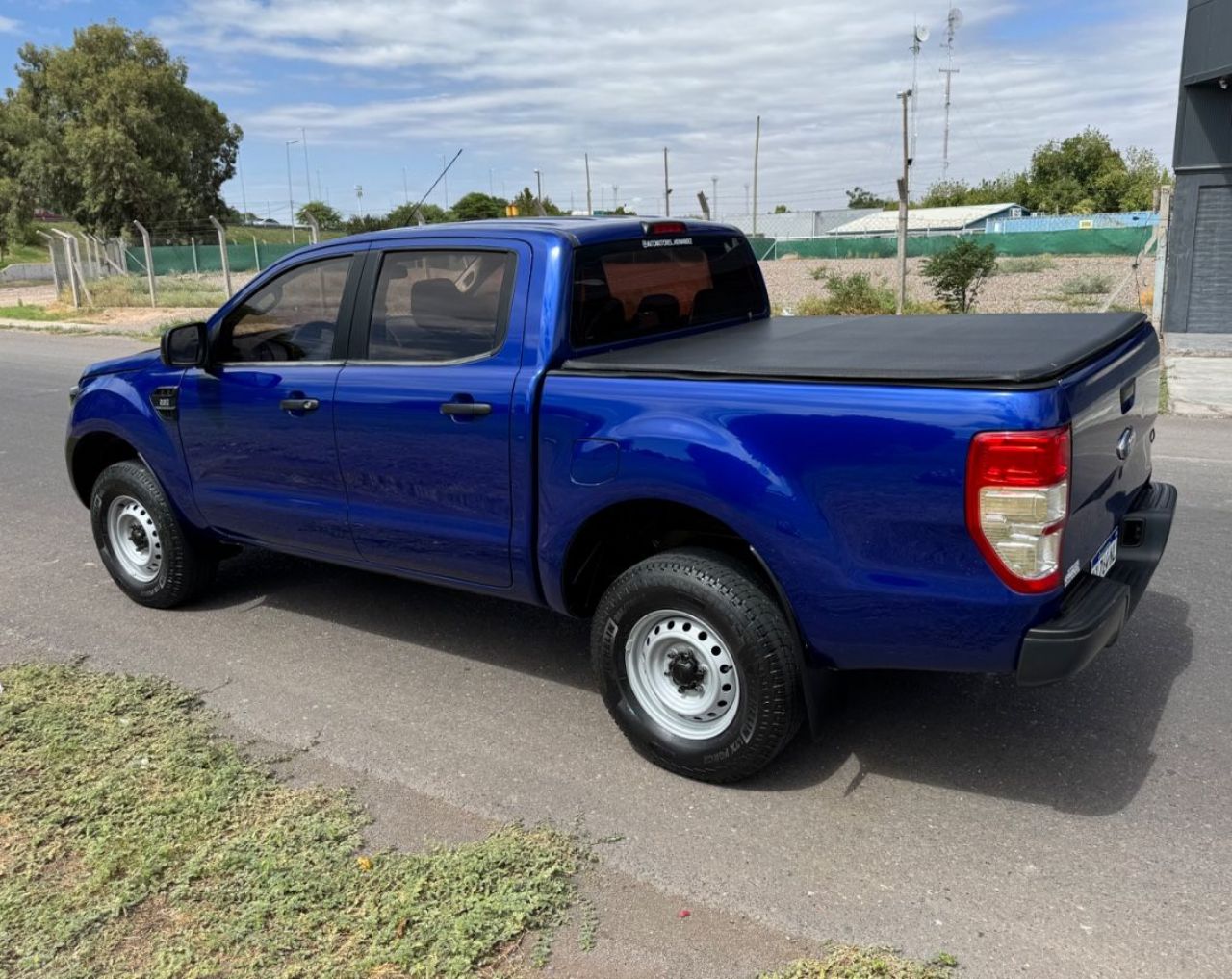 Ford Ranger Usada en San Juan, deRuedas