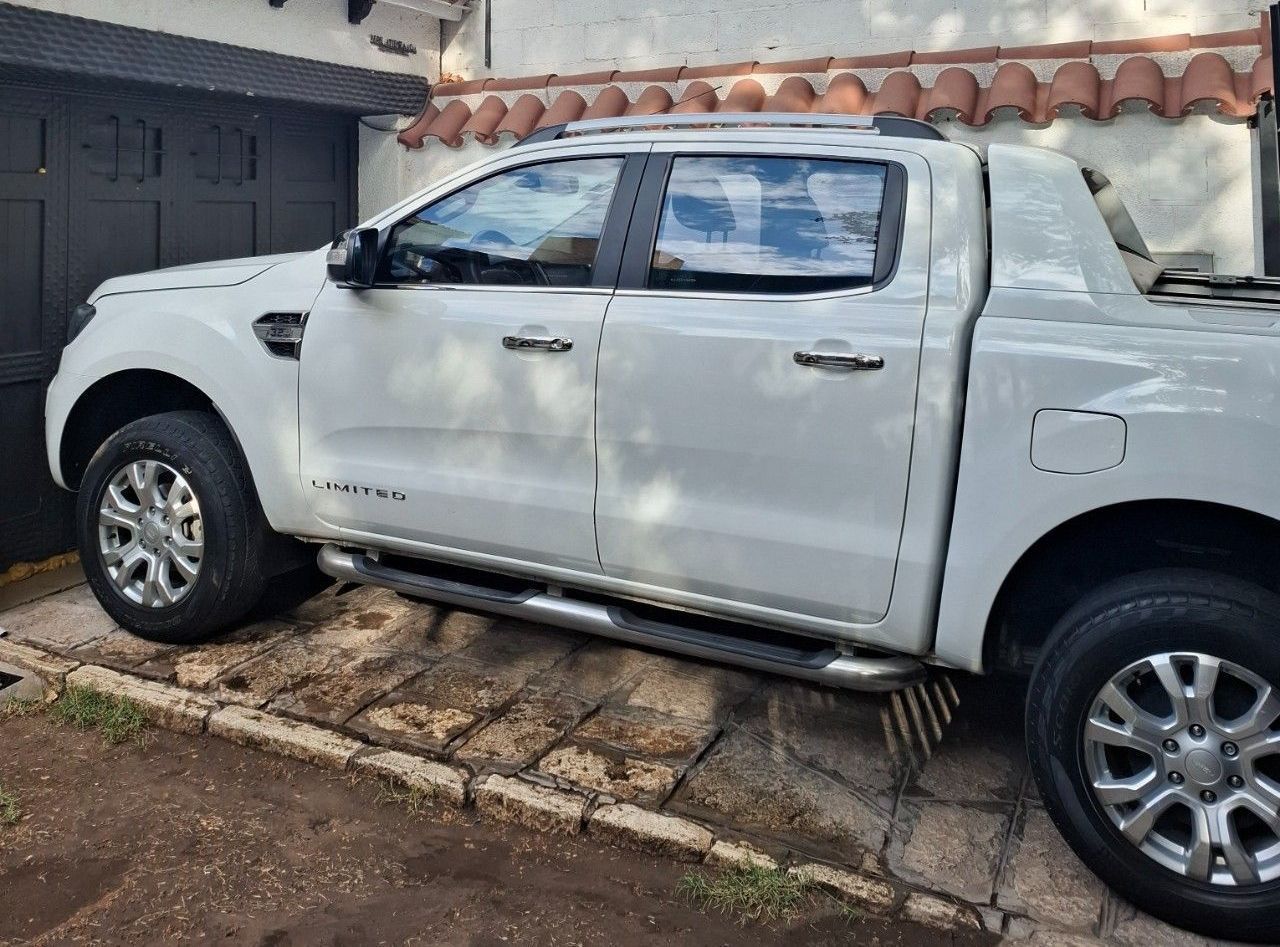 Ford Ranger Usada en San Juan, deRuedas