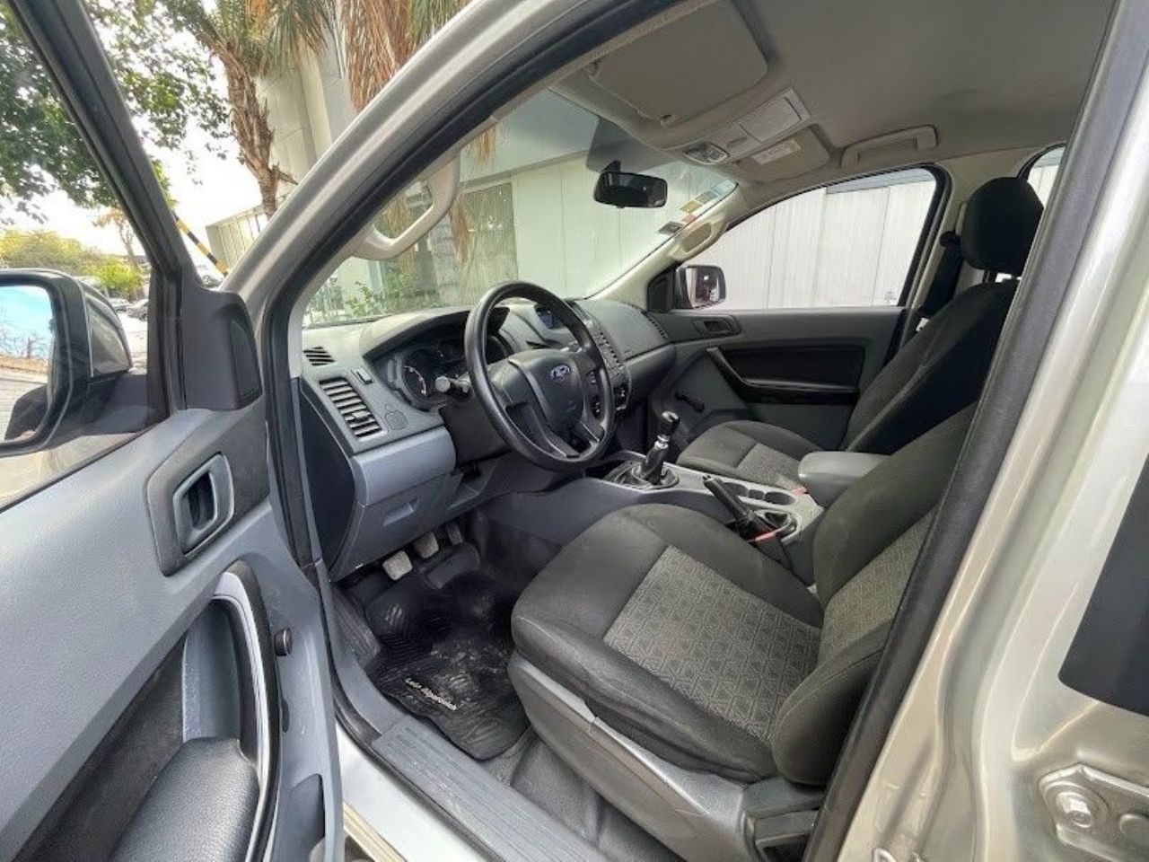 Ford Ranger Usada en San Juan, deRuedas