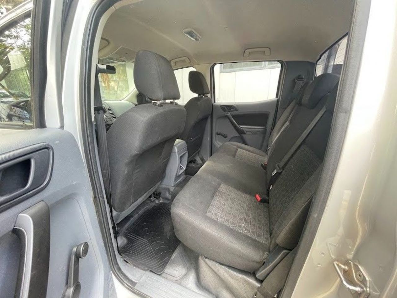 Ford Ranger Usada en San Juan, deRuedas