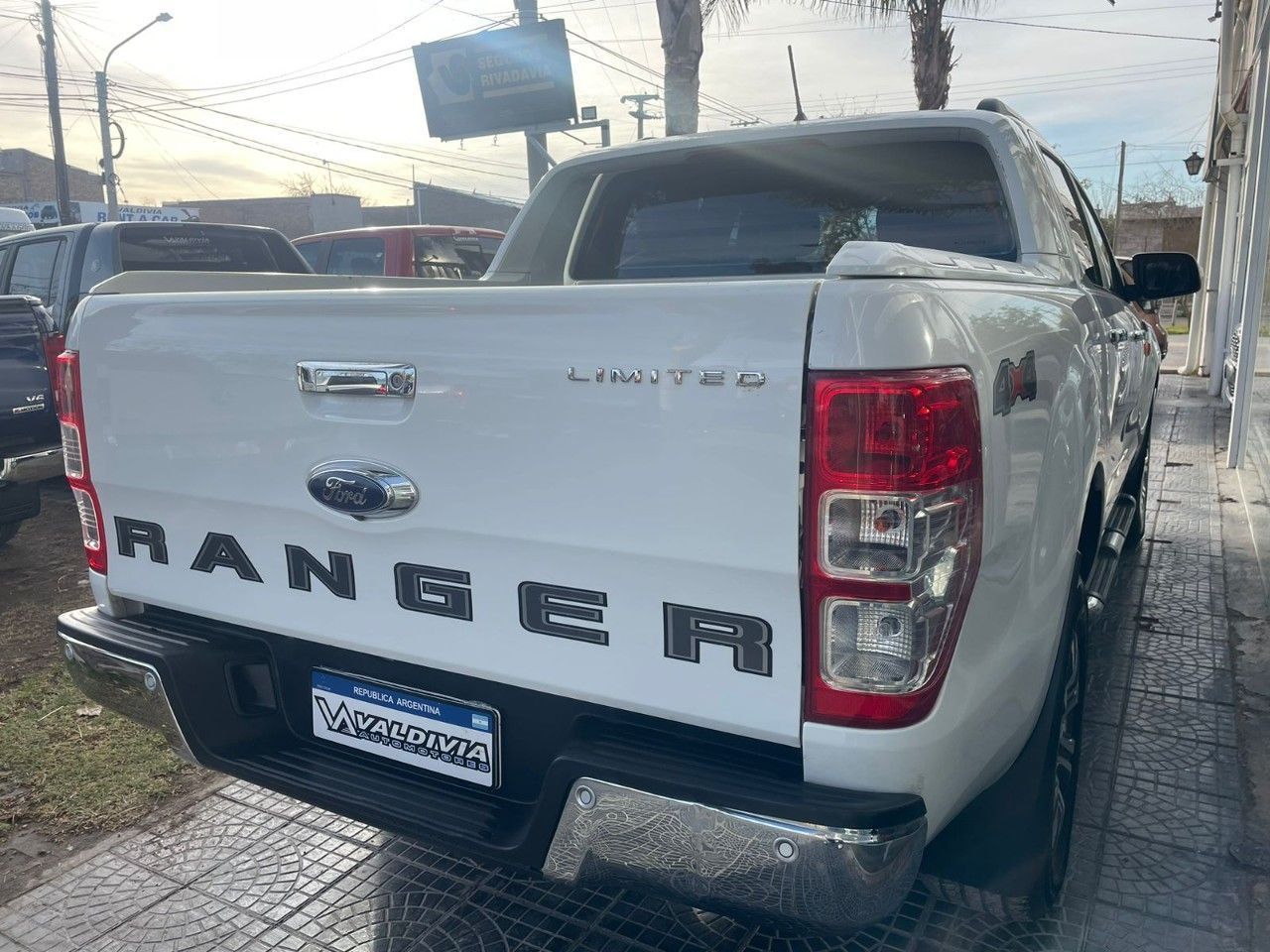 Ford Ranger Usada en San Juan, deRuedas