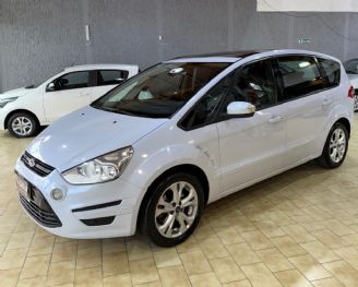 Ford S-Max Usado en Córdoba Financiado