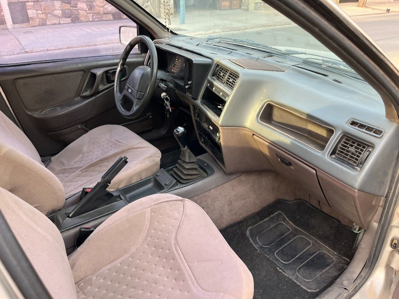 Ford Sierra Usado en Mendoza, deRuedas