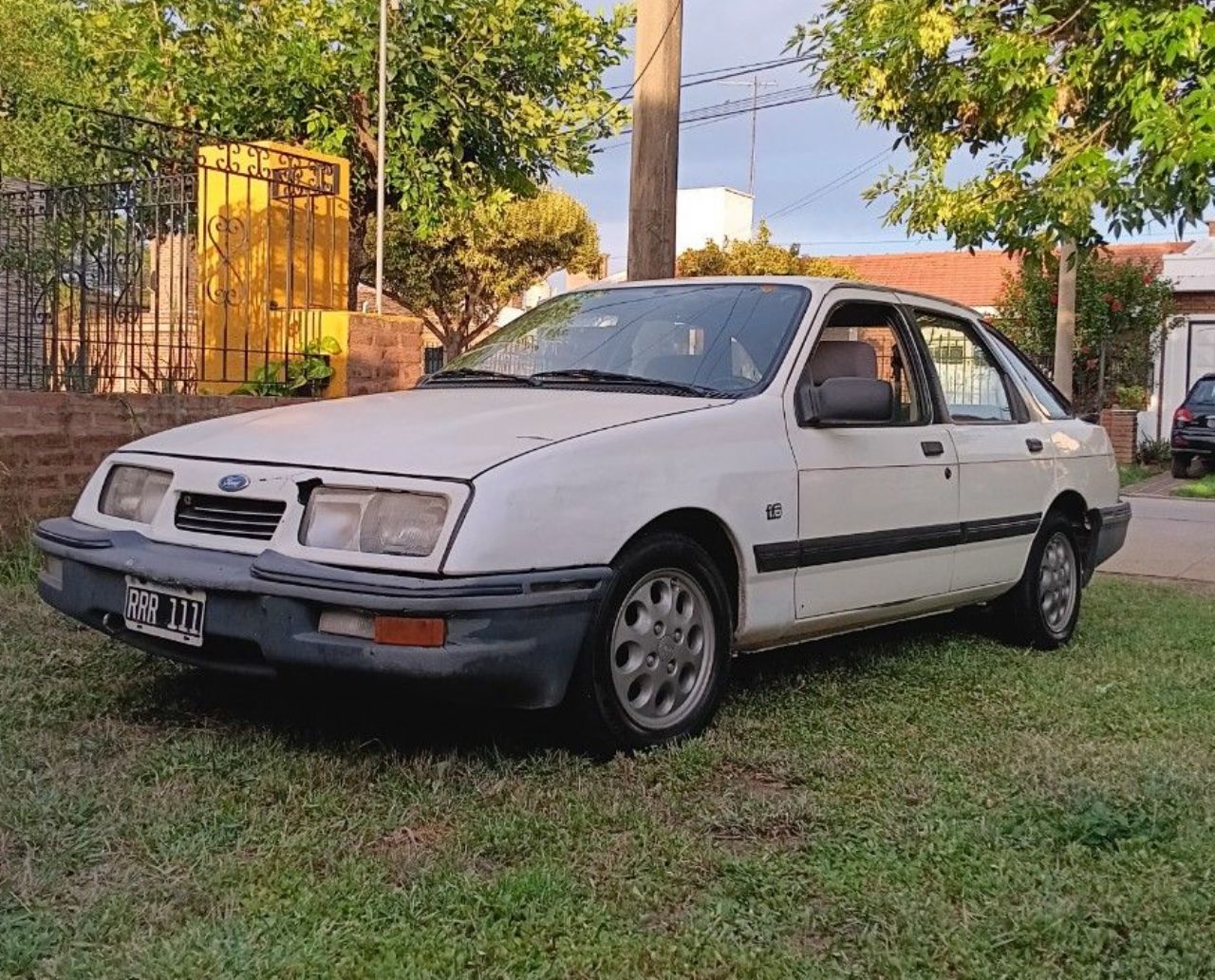 Ford Sierra Usado en Córdoba, deRuedas