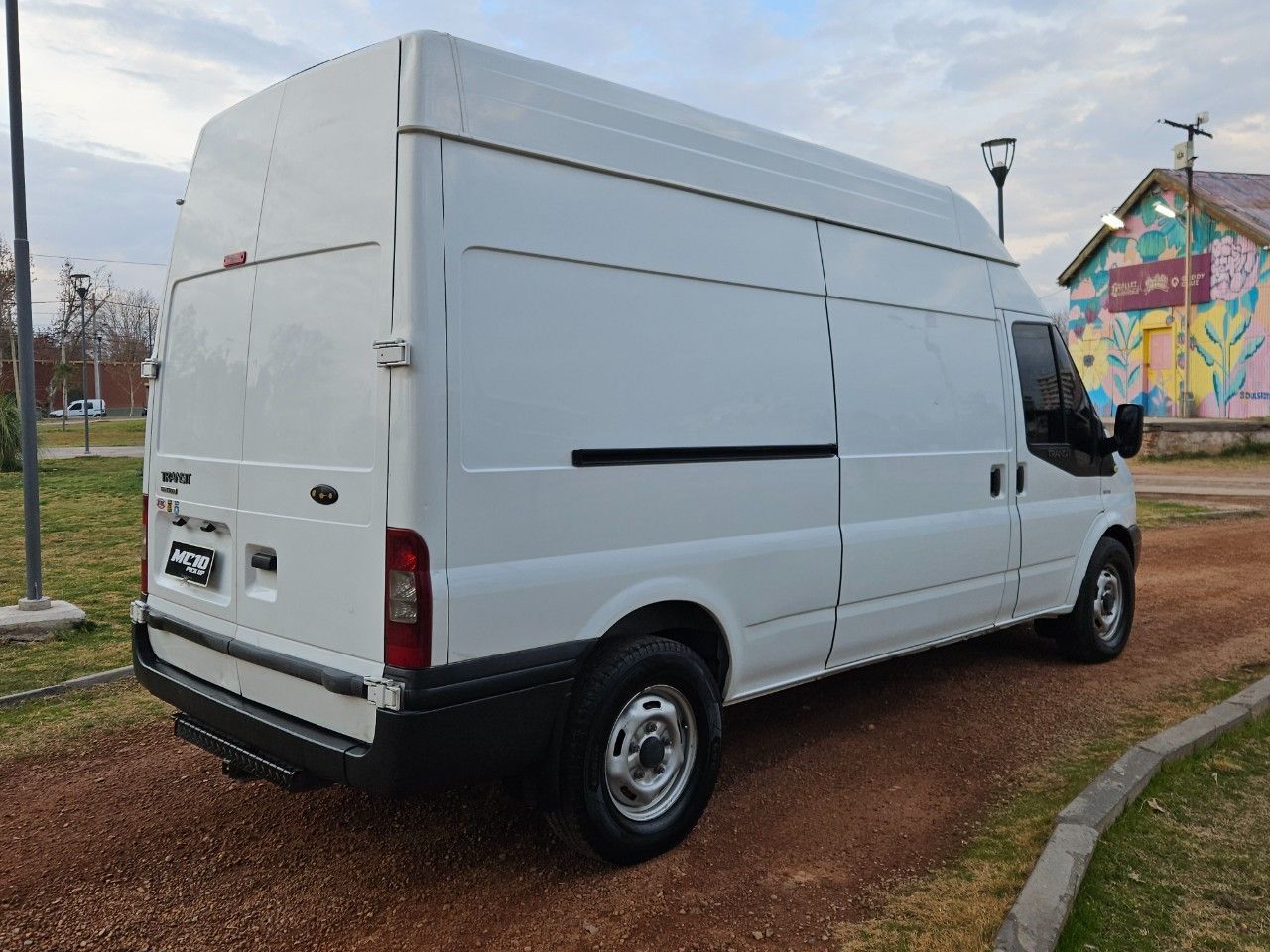Ford Transit Usada Financiado en Mendoza, deRuedas