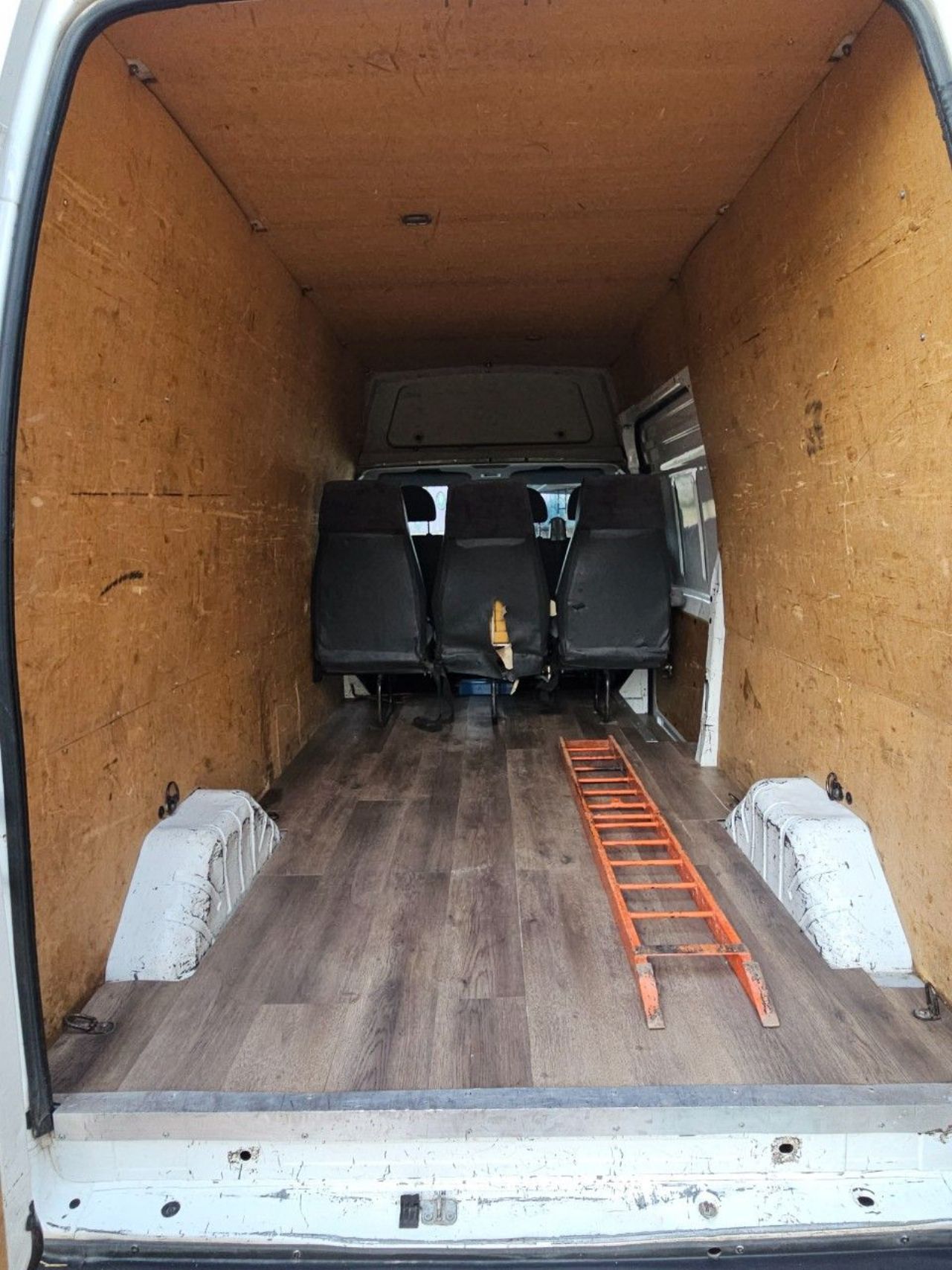 Ford Transit Usada Financiado en Mendoza, deRuedas