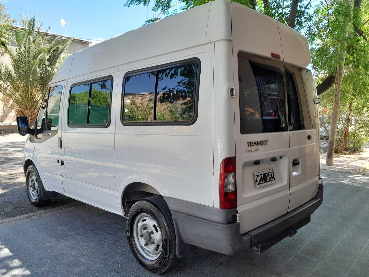 Ford Transit Usada Financiado en Mendoza, deRuedas