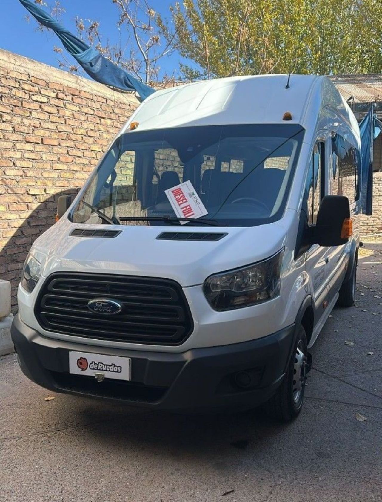 Ford Transit Usada Financiado en Mendoza, deRuedas