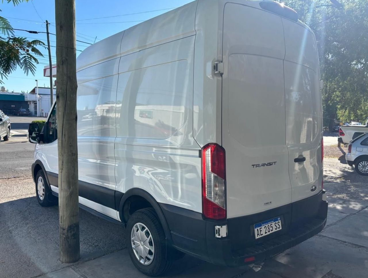 Ford Transit Usada Financiado en Mendoza, deRuedas