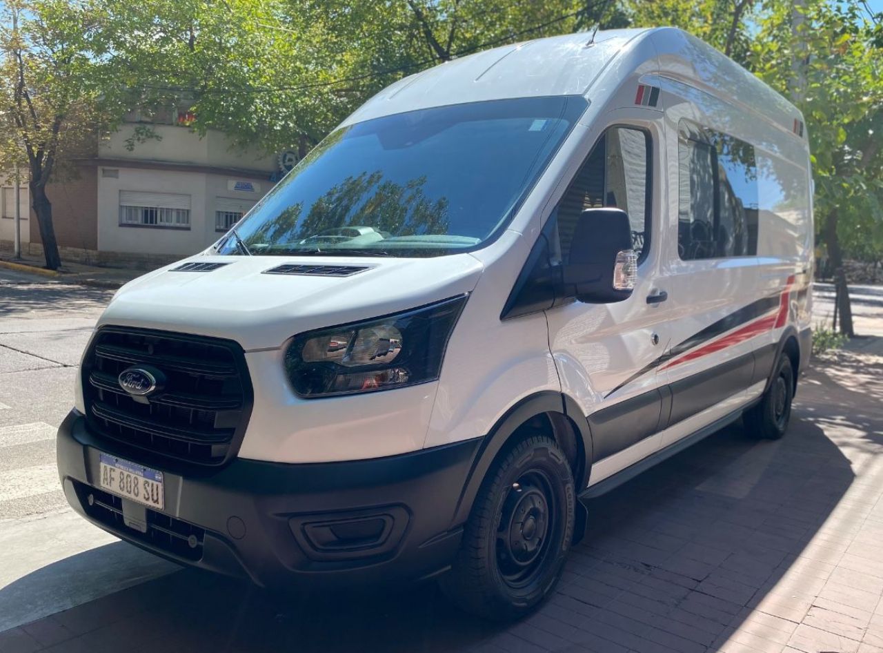 Ford Transit Usada Financiado en Mendoza, deRuedas