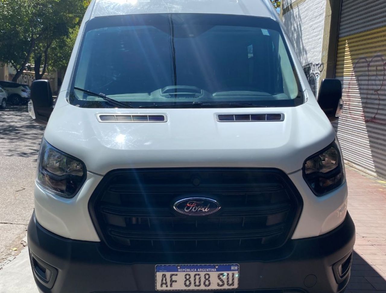 Ford Transit Usada Financiado en Mendoza, deRuedas