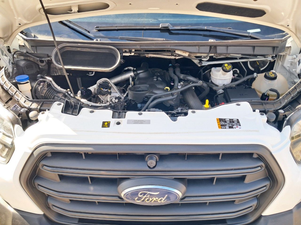 Ford Transit Usada Financiado en Mendoza, deRuedas