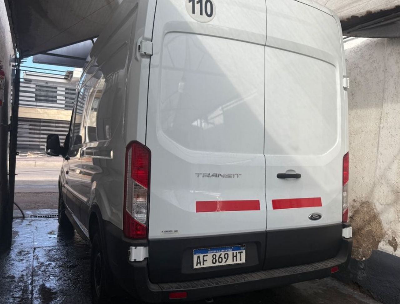 Ford Transit Usada Financiado en Mendoza, deRuedas