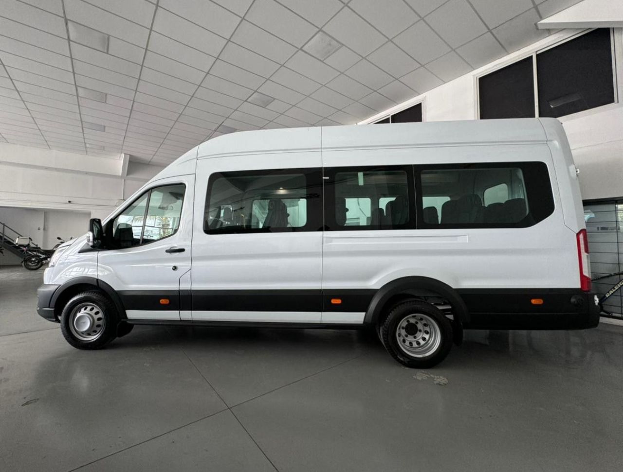 Ford Transit Nueva Financiado en San Juan, deRuedas