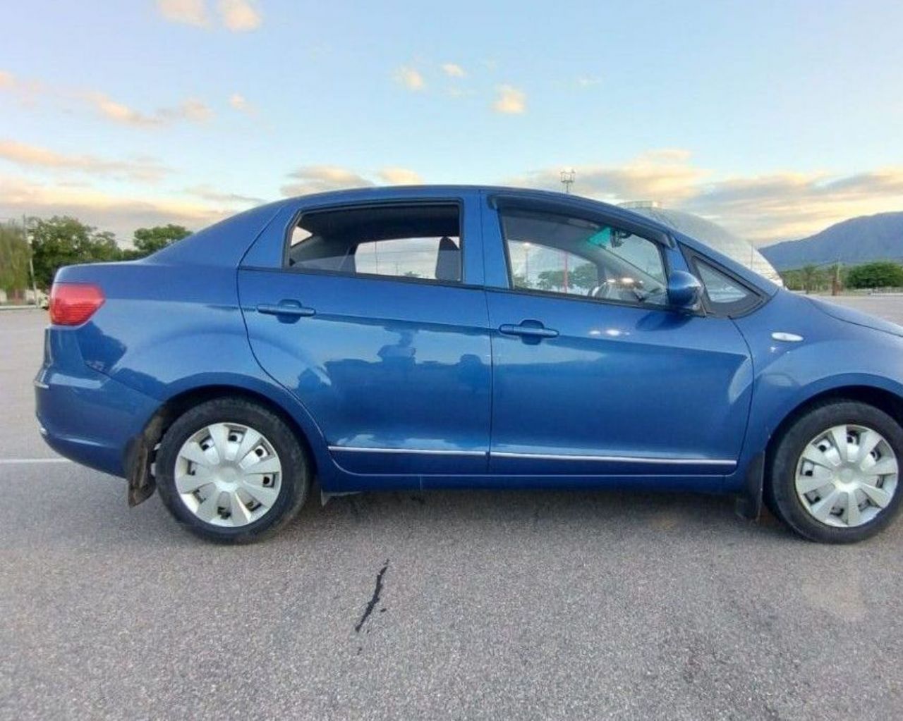 Geely 515 Usado en La Rioja, deRuedas