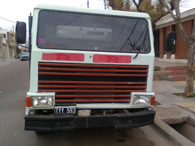 Grosspal G660 Usado en Mendoza, deRuedas