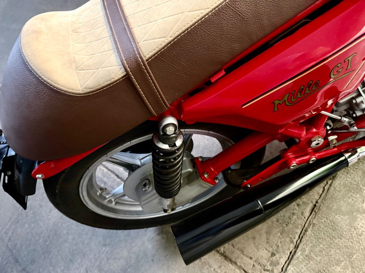 Guzzi  Usada en Mendoza, deRuedas