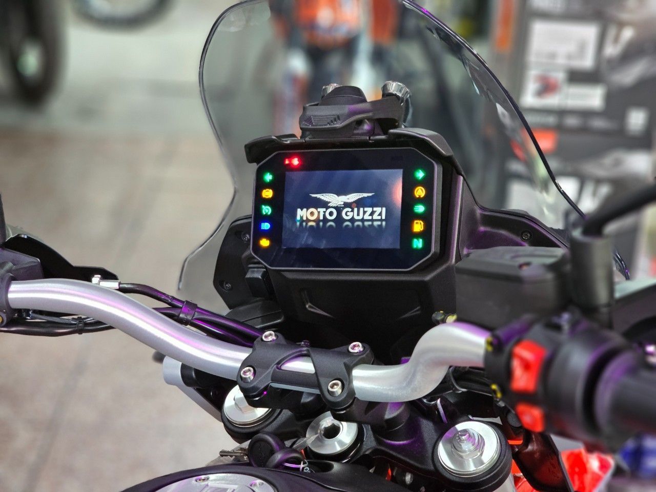 Guzzi V85 Nueva Financiado en Mendoza, deRuedas