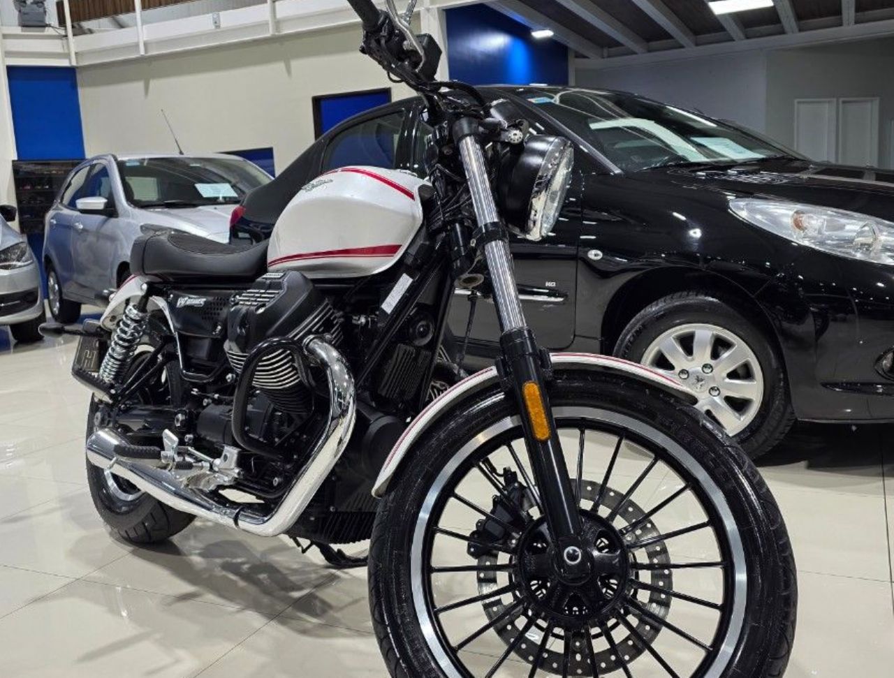 Guzzi V9 Usada en Mendoza, deRuedas
