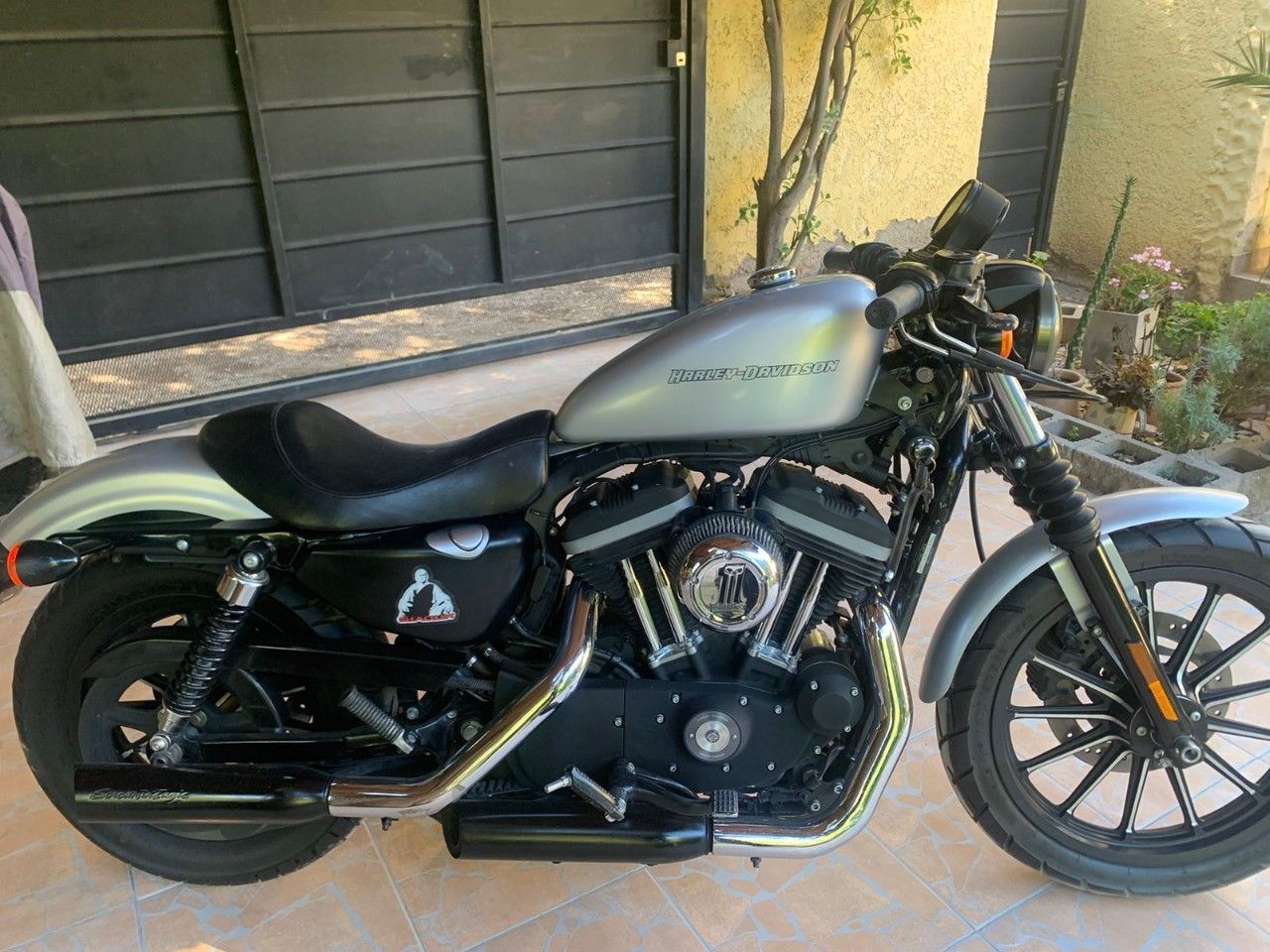 Harley Davidson 883 Usada en Mendoza, deRuedas