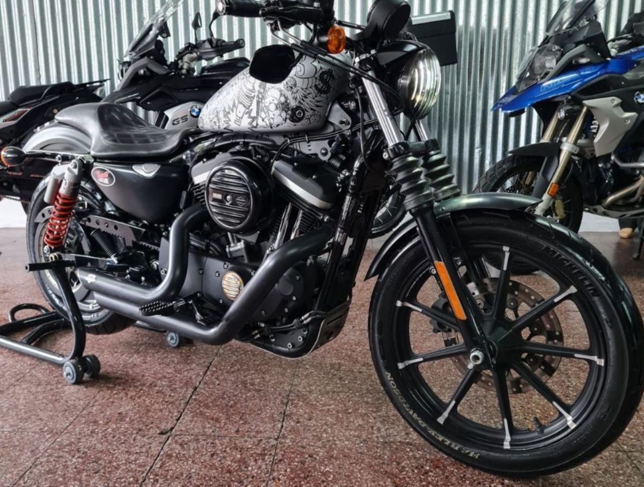 Harley Davidson 883 Usada en Mendoza, deRuedas