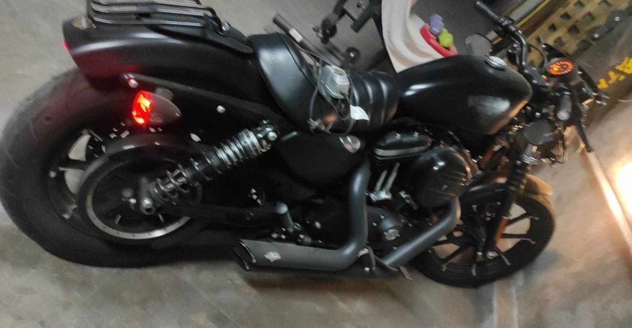 Harley Davidson 883 Usada en Mendoza, deRuedas