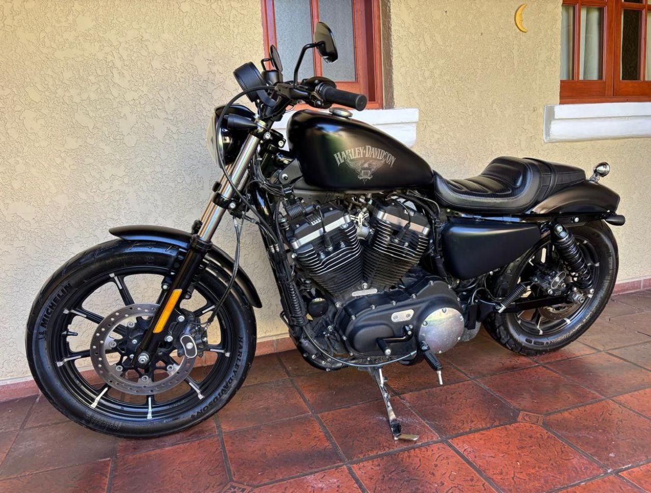 Harley Davidson 883 Usada en Mendoza, deRuedas