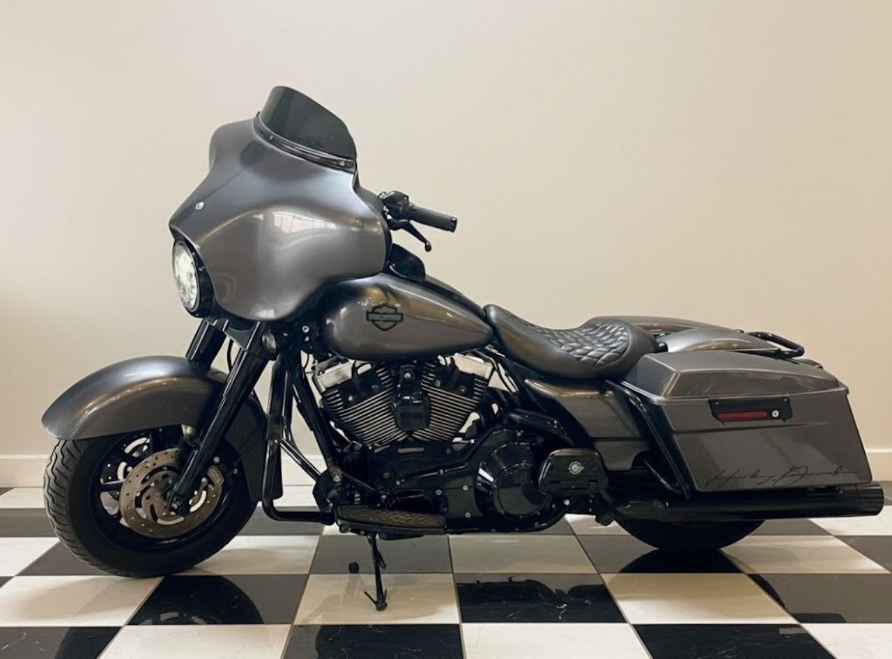 Harley Davidson Electra Glide Usada en Mendoza, deRuedas