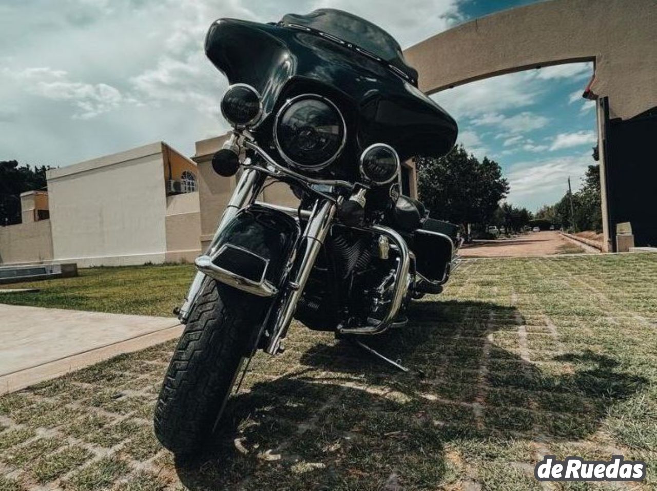 Harley Davidson Electra Glide Usada en Mendoza, deRuedas