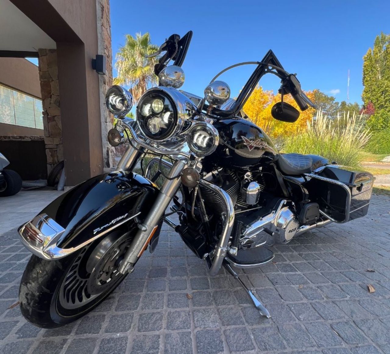 Harley Davidson Road King Usada en Mendoza, deRuedas