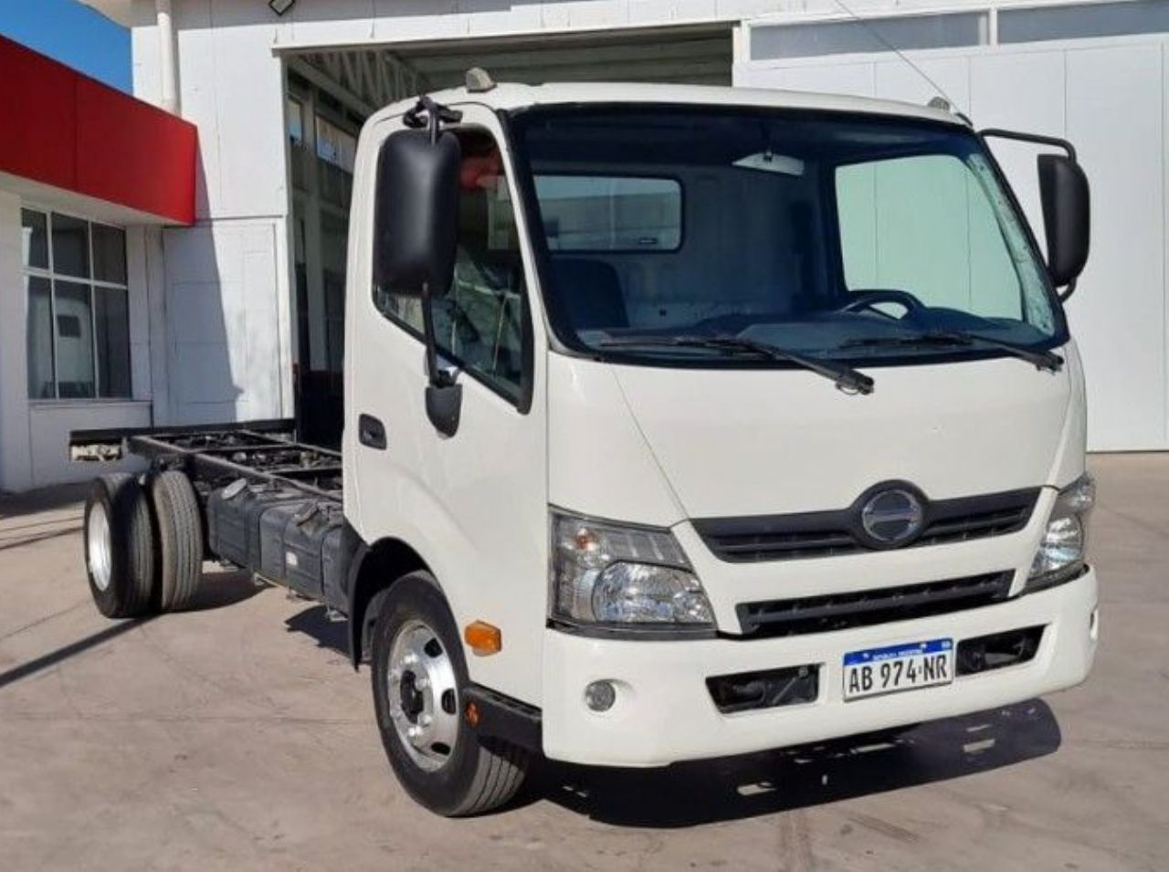 Hino Serie 300 Usado en Mendoza, deRuedas
