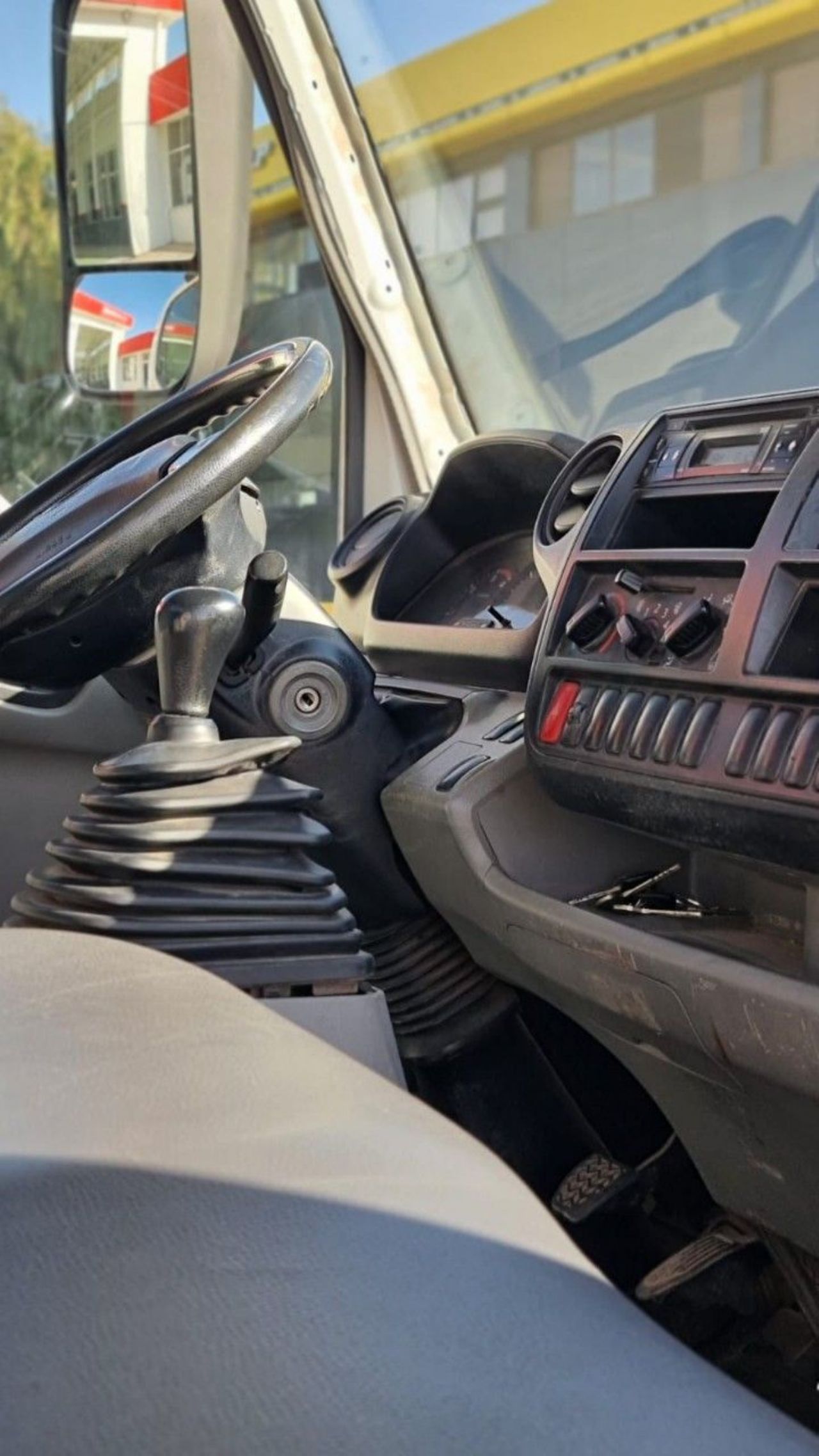 Hino Serie 300 Usado en Mendoza, deRuedas