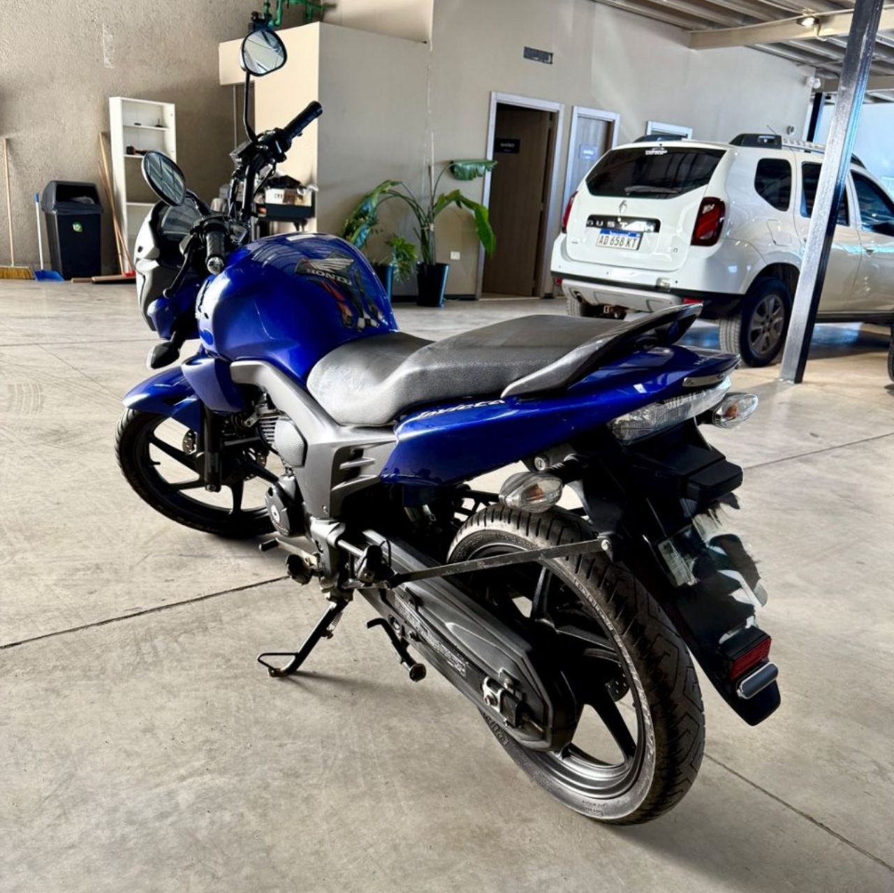 Honda CB Usada en Córdoba, deRuedas