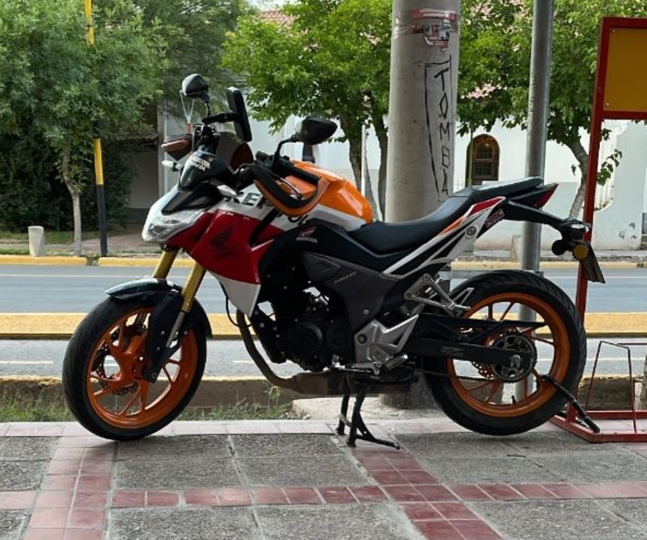 Honda CB Usada en Mendoza, deRuedas