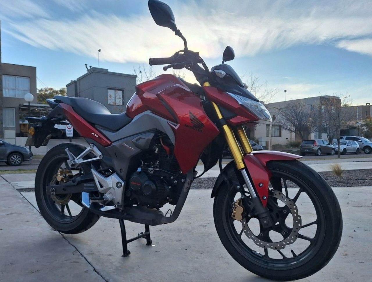 Honda CB Usada en Mendoza, deRuedas