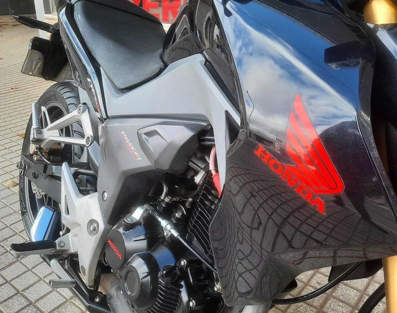 Honda CB Usada en Córdoba, deRuedas