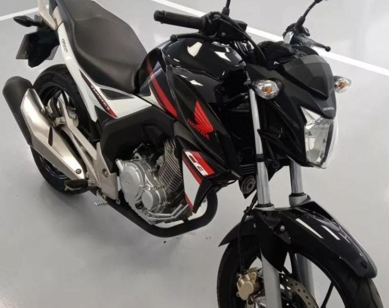 Honda CB Usada en Córdoba, deRuedas