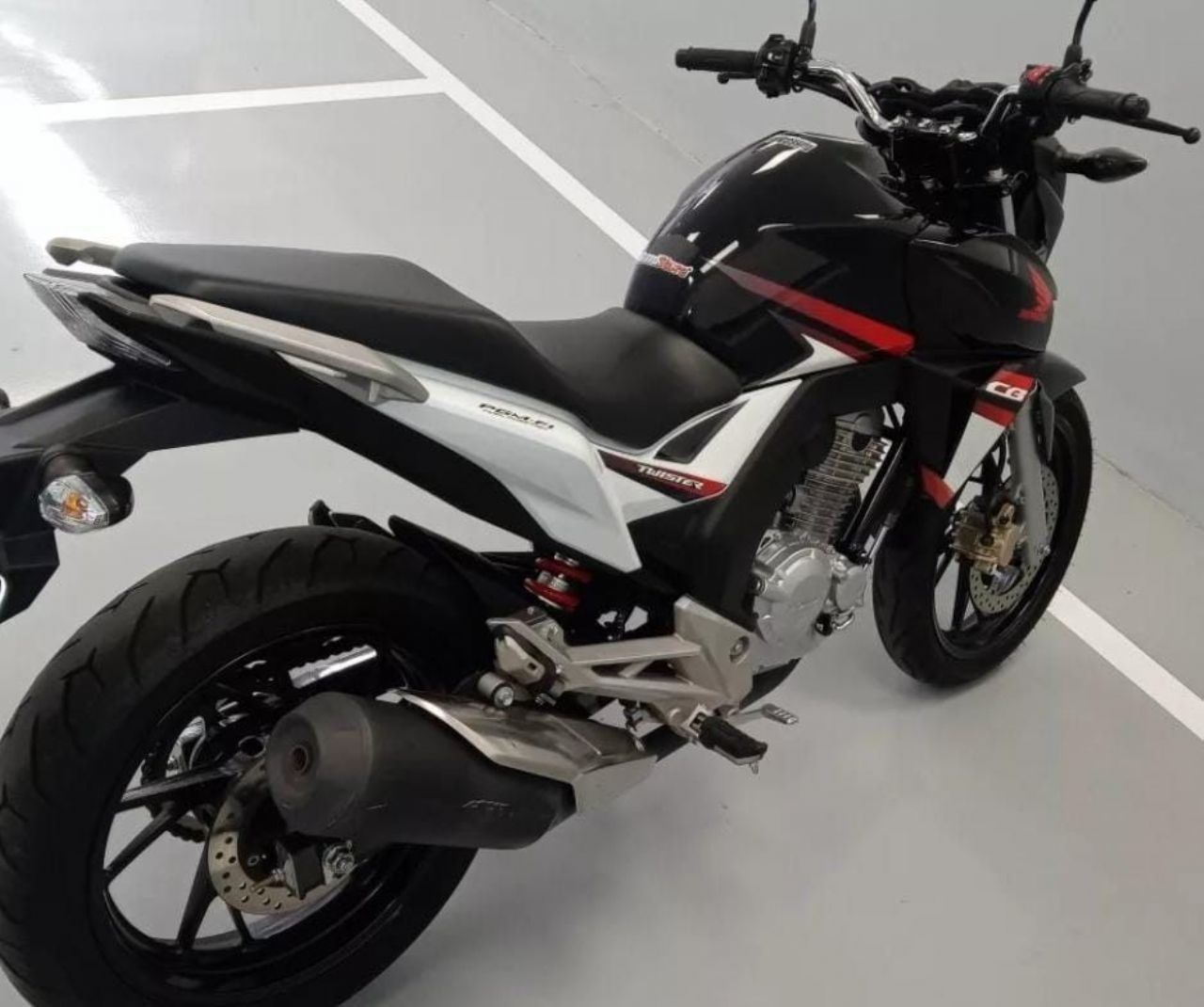 Honda CB Usada en Córdoba, deRuedas