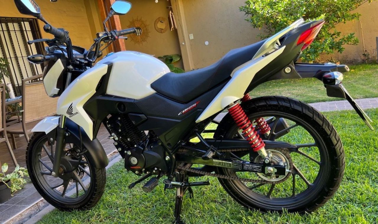 Honda CB Usada en Mendoza, deRuedas