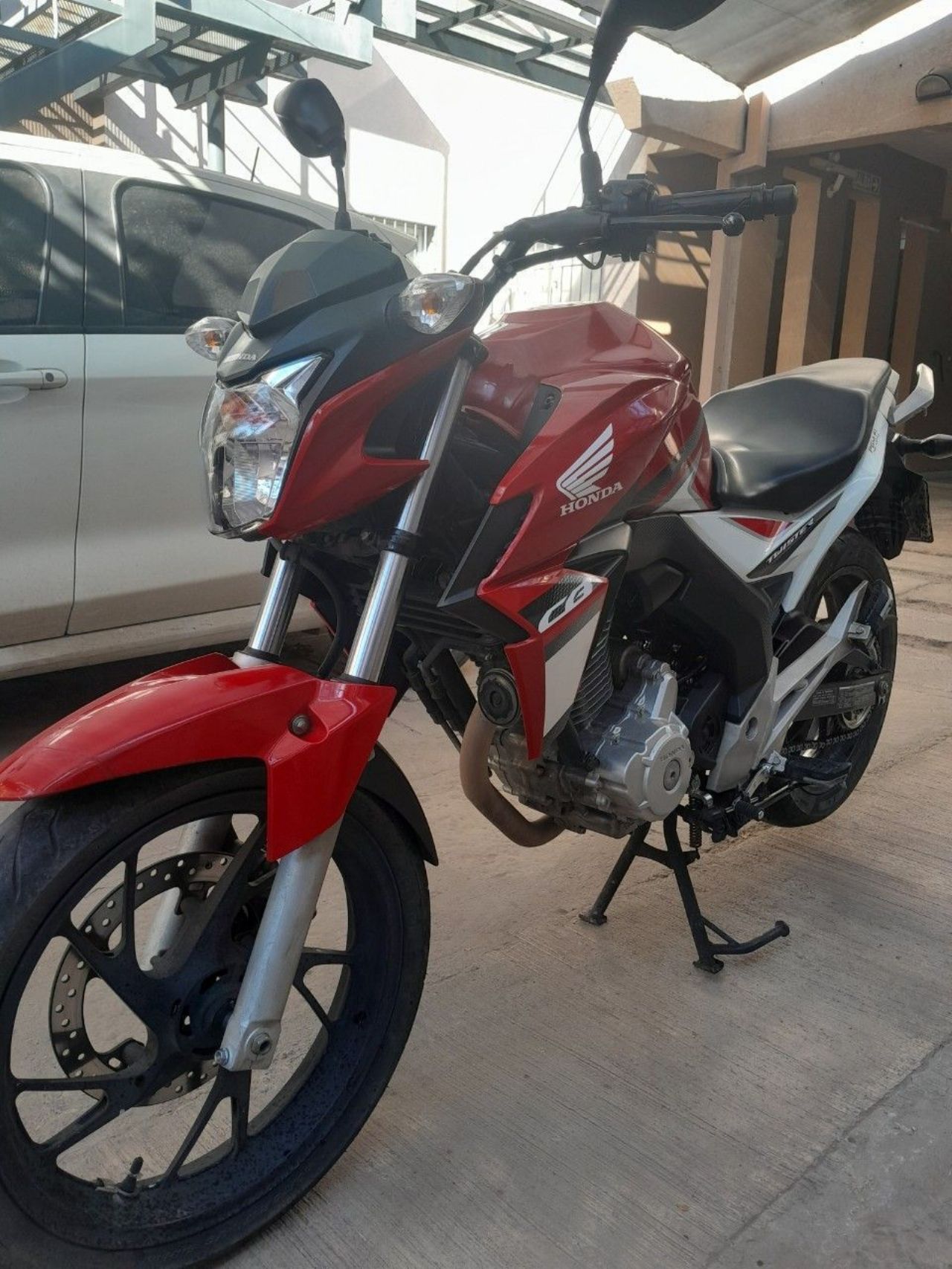 Honda CB Usada en Mendoza, deRuedas
