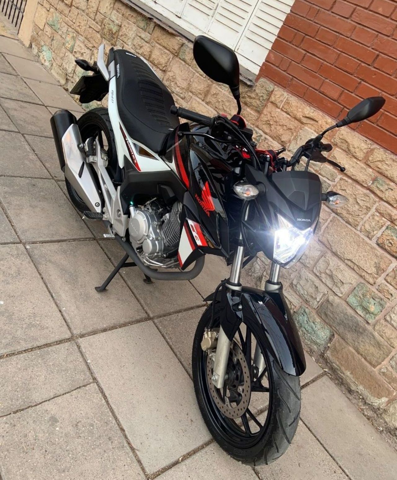 Honda CB Usada en Mendoza, deRuedas