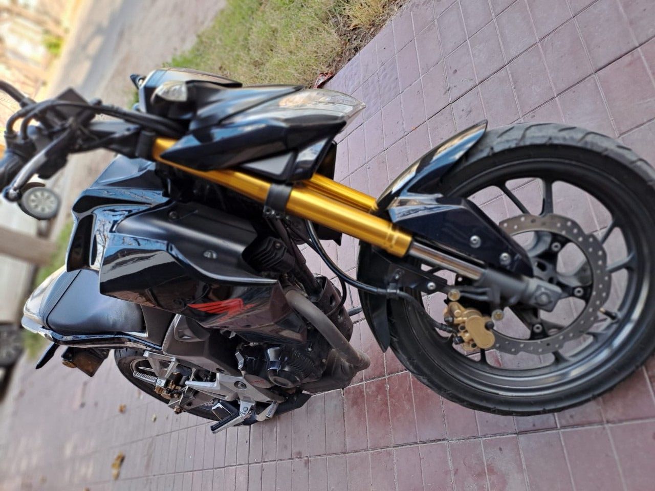 Honda CB Usada en Mendoza, deRuedas