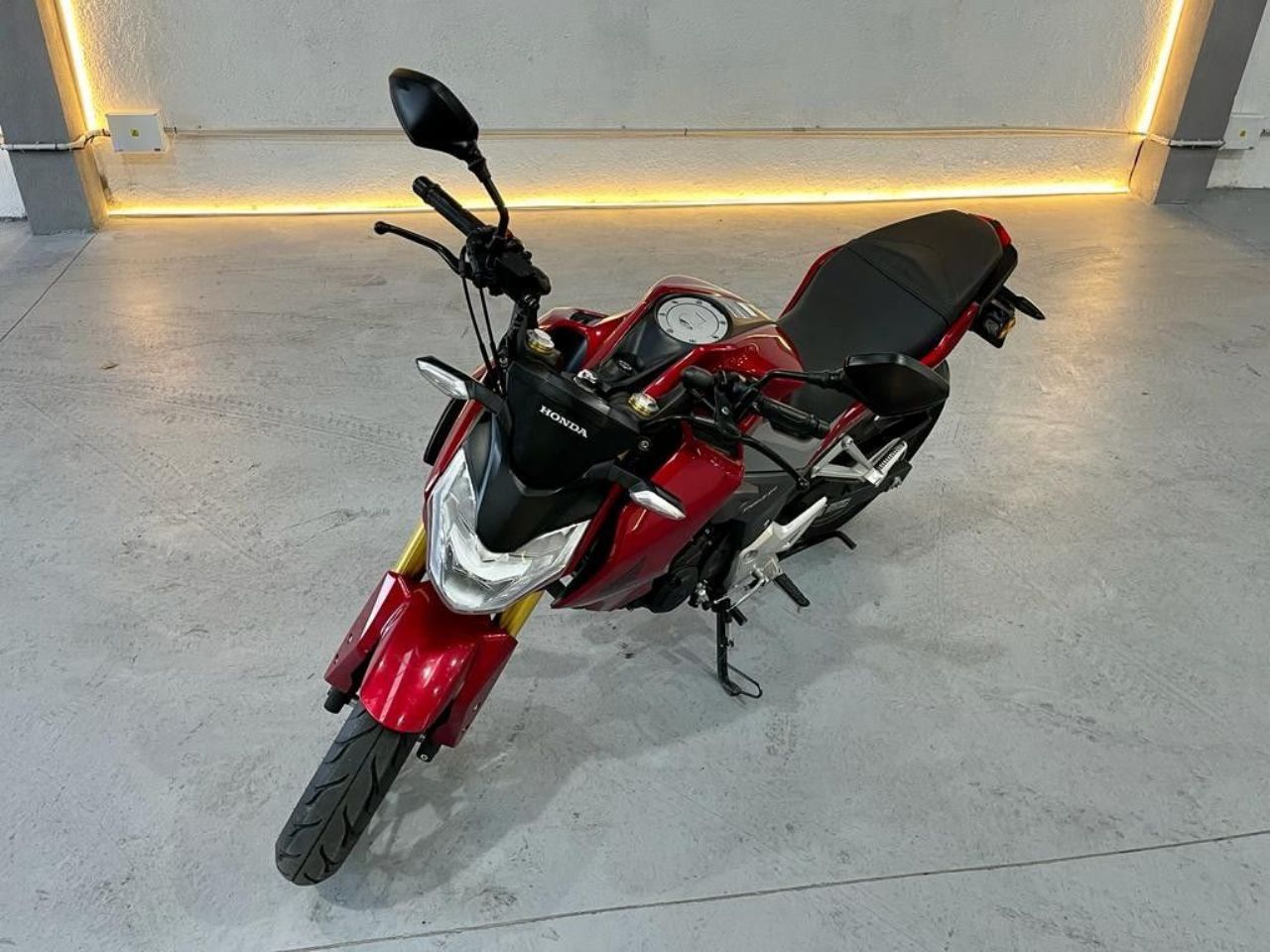 Honda CB Usada en Córdoba, deRuedas